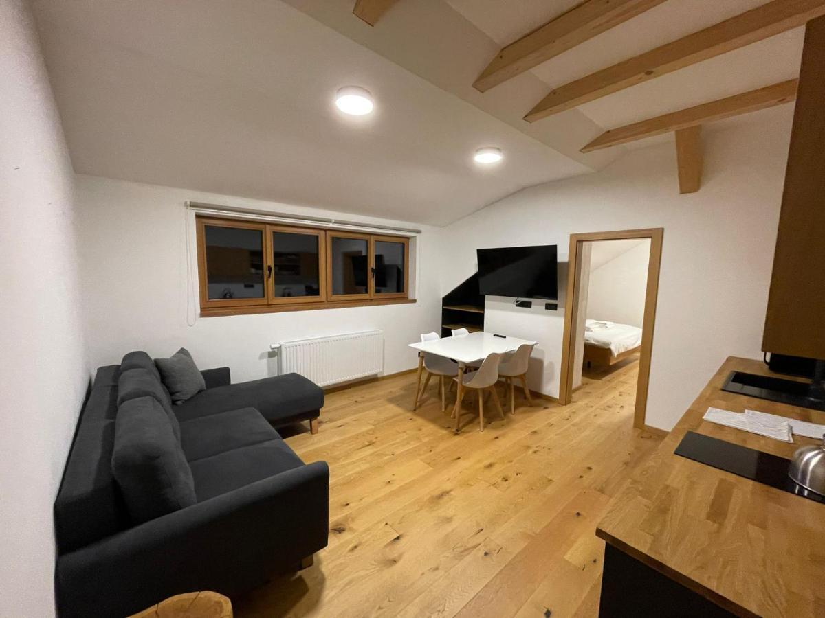 Apartmany Hacienda โบจิดาร์ ภายนอก รูปภาพ