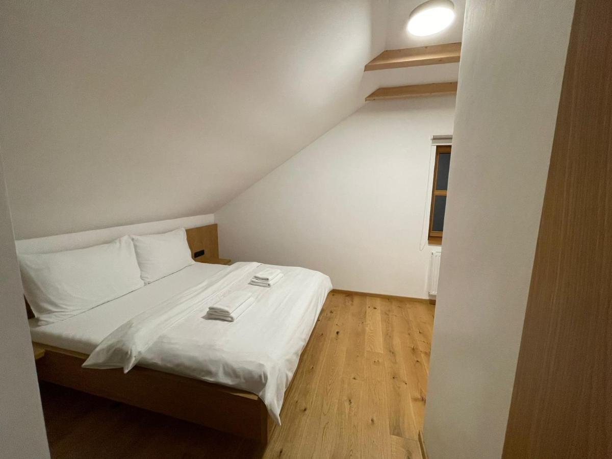 Apartmany Hacienda โบจิดาร์ ภายนอก รูปภาพ